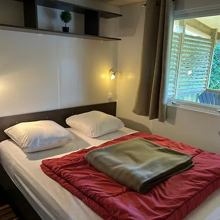 Les Pierres Chaudes Veyrignac