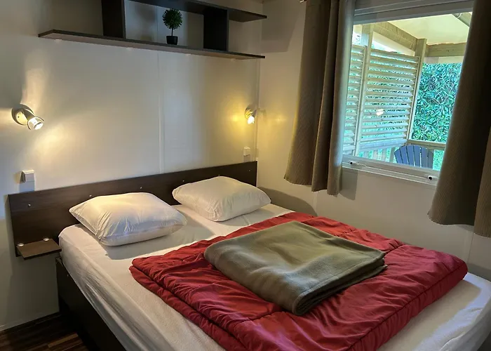 Les Pierres Chaudes Veyrignac